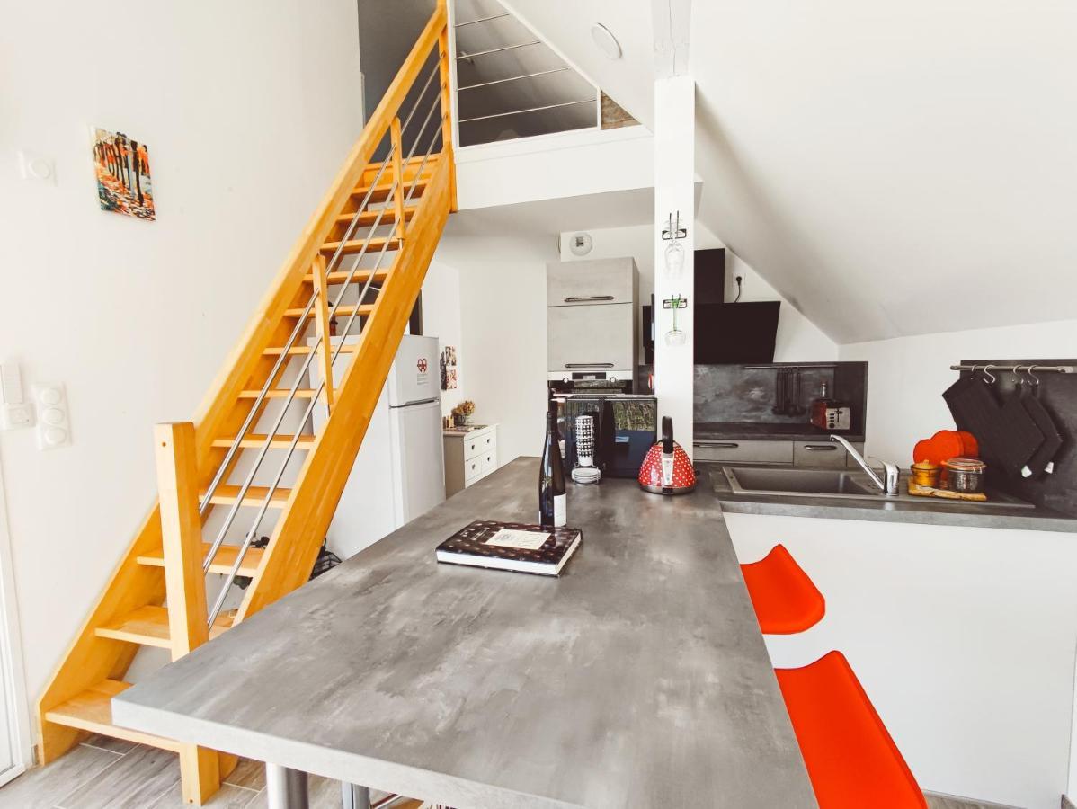 Janea Deep Red House Villa Reichsfeld Luaran gambar