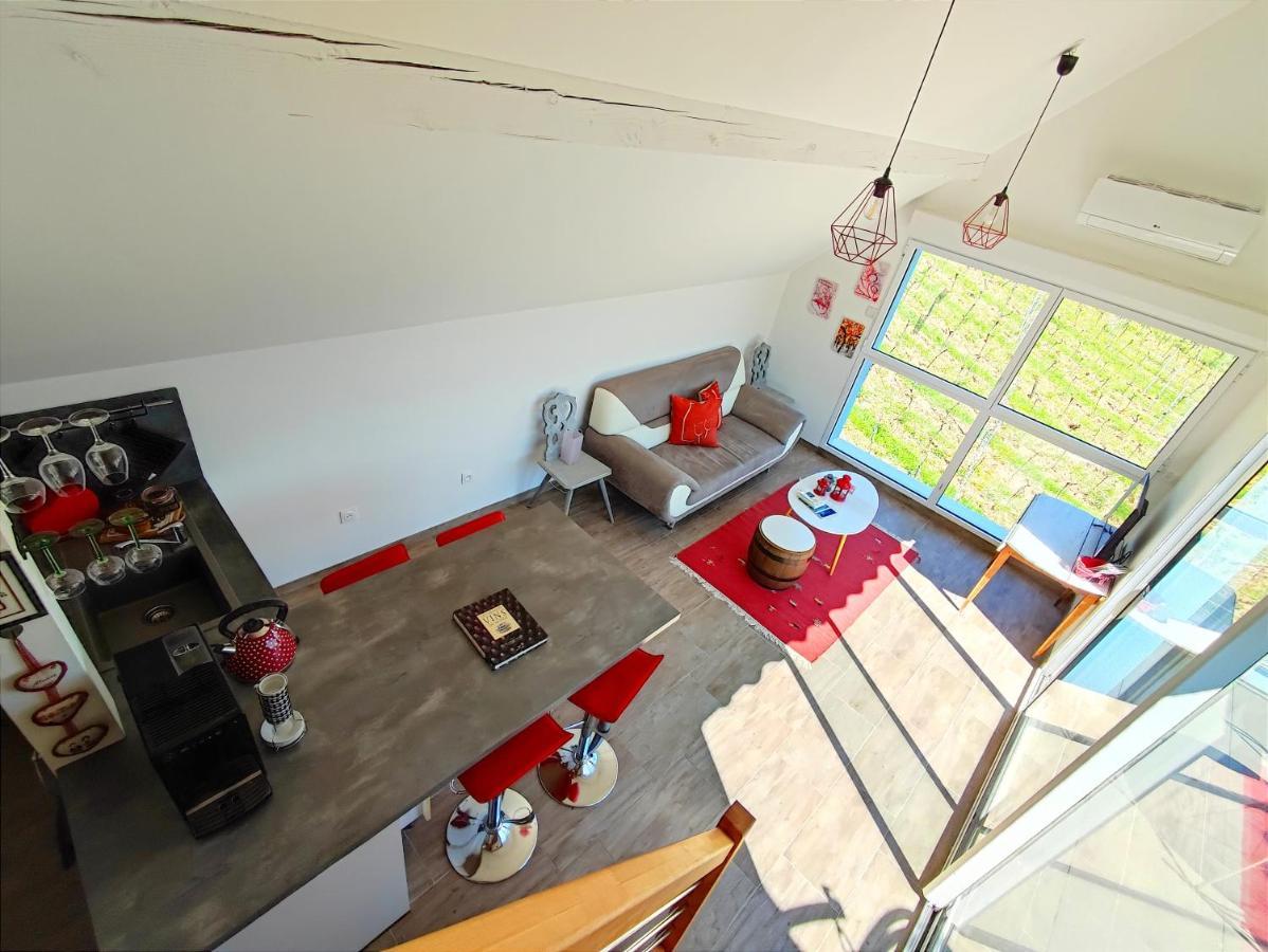 Janea Deep Red House Villa Reichsfeld Luaran gambar