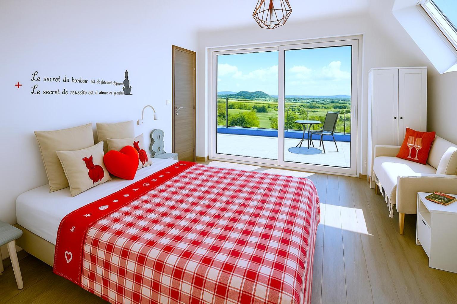 Janea Deep Red House Villa Reichsfeld Luaran gambar